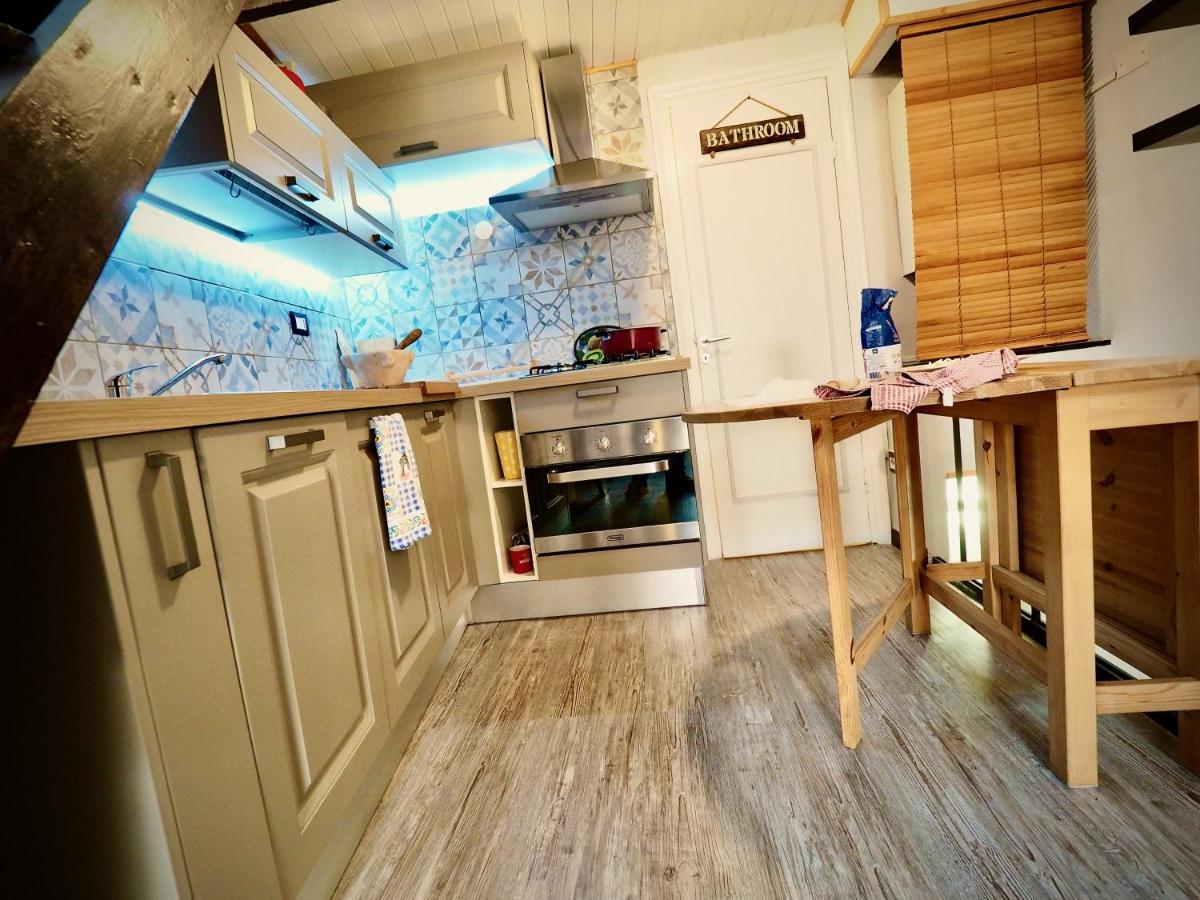 Dimora Della Galera Apartment Genoa Luaran gambar
